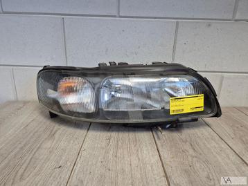 Volvo S60 V70 XC70 2000 - 2004 koplamp rechts €30 8620687 beschikbaar voor biedingen