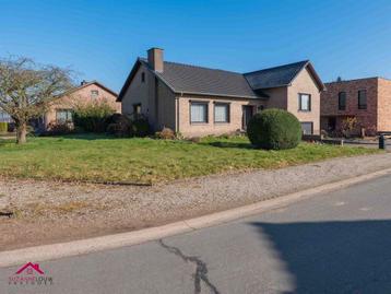 Huis te koop in Neeroeteren, 3 slpks, 448 kWh/m²/an, 209 m², 3 pièces, Maison individuelle