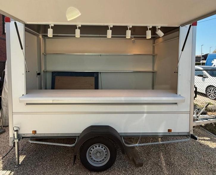marktkraam / Verkoopwagen / foodtruck basis met schuiftoog, Zakelijke goederen, Stock en Retail | Verkoopwagens, Ophalen of Verzenden