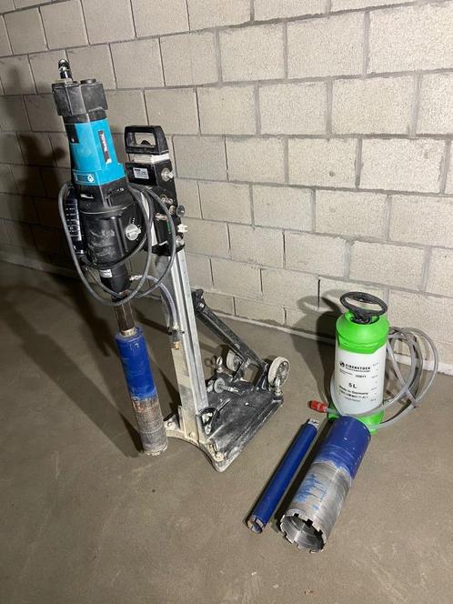 Diamantboor Makita DBM230 - incl. boorstandaard - All in Set, Doe-het-zelf en Bouw, Gereedschap | Boormachines, Zo goed als nieuw