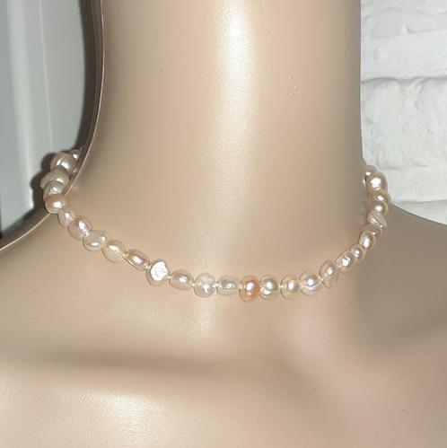 Ketting zoetwaterparels lichtroze, Handtassen en Accessoires, Kettingen, Nieuw, Steen of Mineraal, Roze, Met edelsteen, Verzenden