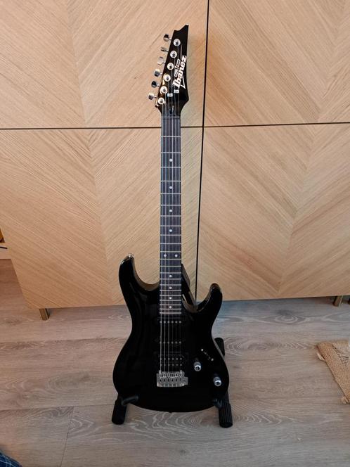 Ibanez GSA60BKN Elektrische gitaar + versterker & accessoire, Muziek en Instrumenten, Snaarinstrumenten | Gitaren | Elektrisch