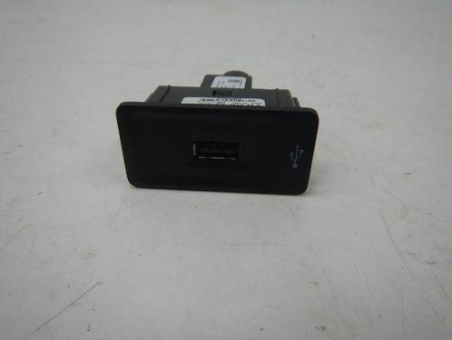 VW Caddy 2K USB Aansluiting 3G0035222C, Auto-onderdelen, Elektronica en Kabels, Volkswagen, Gebruikt, Ophalen of Verzenden