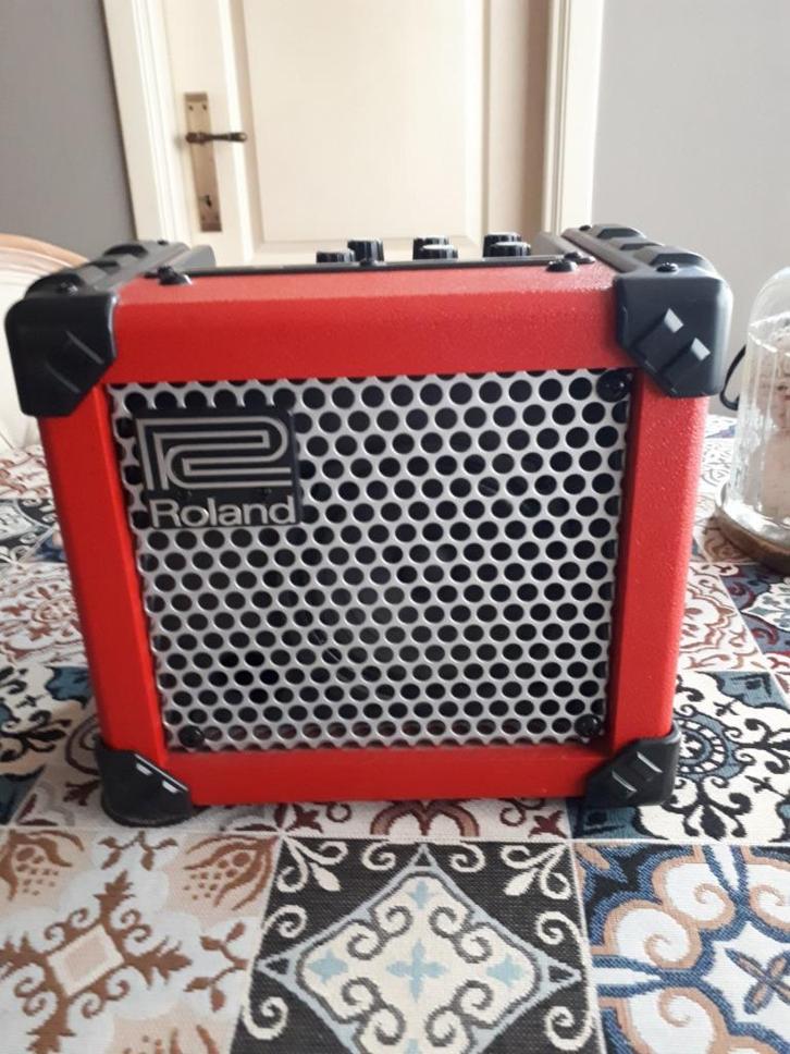 roland micro cube limited edition, Muziek en Instrumenten, Versterkers | Bas en Gitaar, Zo goed als nieuw, Ophalen