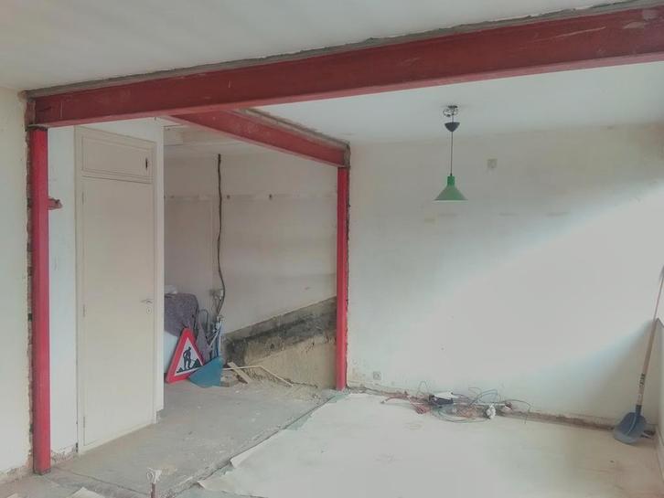 Binnen rn buiten muur afbreken en poutrel steken.0465826053, Doe-het-zelf en Bouw, Metselstenen, Zo goed als nieuw, Beton, Ophalen of Verzenden
