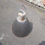 Emaille fabriekslamp uit Tsjechië . 52 diam. , 55 cm hoog, Ophalen of Verzenden