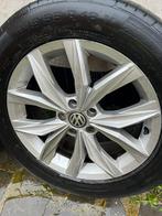 4 wielen met banden.voor teguan Volkswagens., Auto-onderdelen, Banden en Velgen, Ophalen of Verzenden
