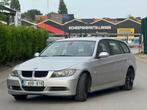 BMW 318i Sport Touring Aut, Auto's, Automaat, 1995 cc, Overige modellen, 5 deurs