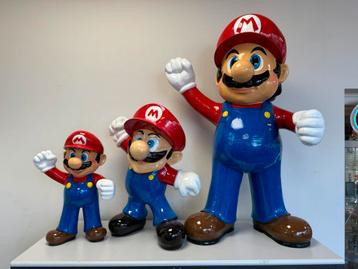 Diverses images de Mario Bross, Enlèvement ou Envoi, Utilisé, Humain