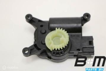 Kachelklep motor VW Passat B8 5Q0907511K