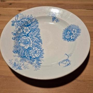 Plat ou assiette creuse beschikbaar voor biedingen