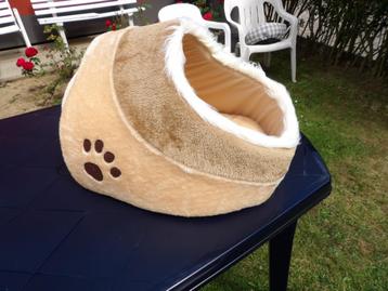 igloo pour chat ou chien beschikbaar voor biedingen