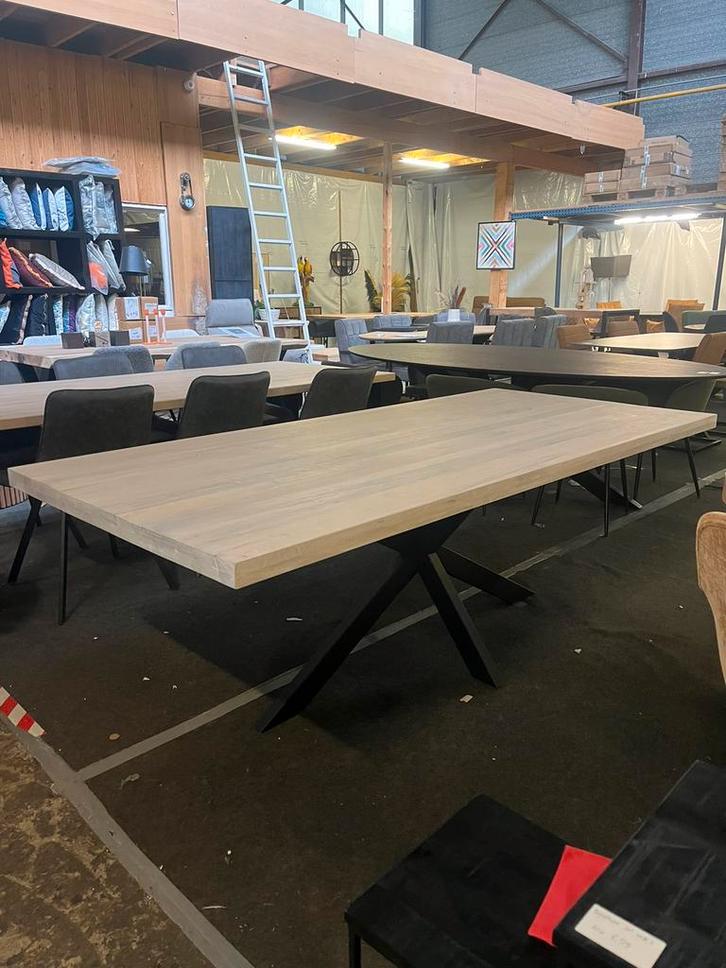 Massief Eiken Eettafel - Whitewash Monocoat - 220cm, Huis en Inrichting, Woonaccessoires | Overige, Ophalen