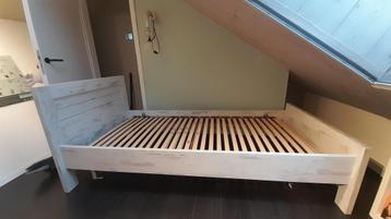 Lit beschikbaar voor biedingen