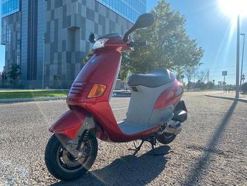 Wie verkoopt een skipper/lx 125cc belgishe papieren?