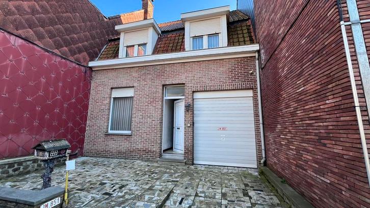 Mooie rijwoning hartje izegem, Immo, Op zoek naar een huis