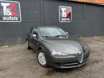 Alfa Romeo 147 1.6i, Auto's, Alfa Romeo, Stof, Zwart, Bruin, Bedrijf