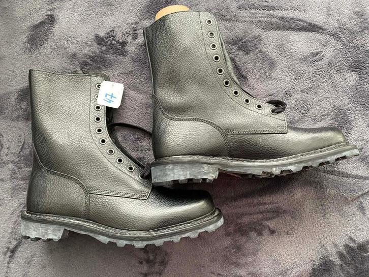 ABL Combats. M.47. NIEUW, bieden vanaf 80 Euro., Verzamelen, Militaria | Algemeen, Overige soorten, Kleding of Schoenen, Ophalen of Verzenden