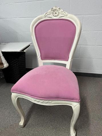 Set van 4 brocante eetstoelen – roze en creme wit gekleurd beschikbaar voor biedingen