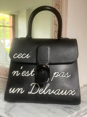 Delvaux Brillant L'Humour MM  beschikbaar voor biedingen