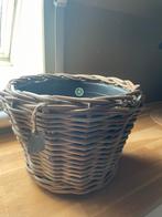 Rieten bloempot, Ophalen, Zo goed als nieuw