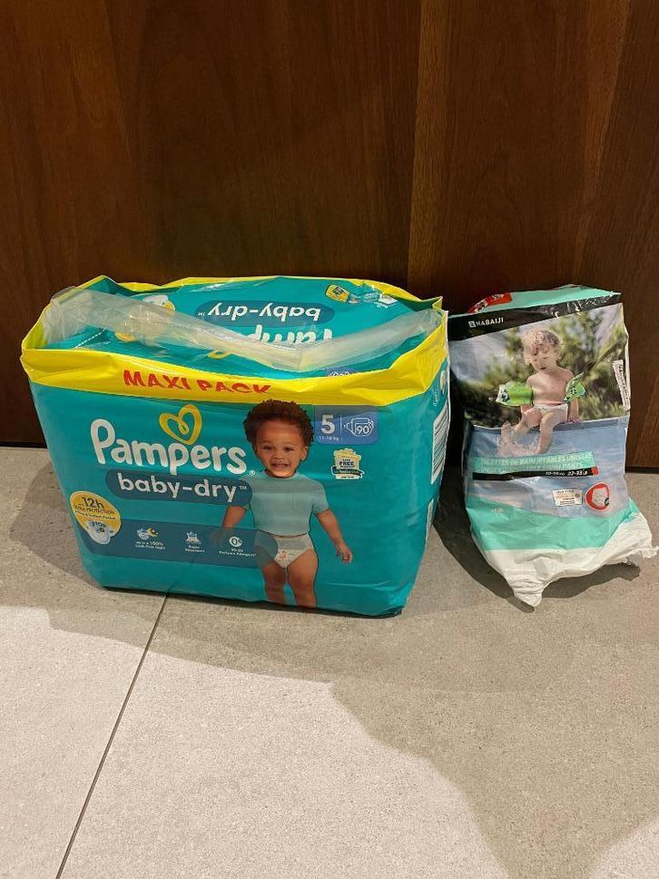 Pampers maat 5 Maxi Pack (90 stuks) + Zwemluiers (10–15 kg), Kinderen en Baby's, Badjes en Verzorging, Nieuw, Overige typen, Overige merken