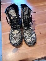 Dameslaars, Enlèvement