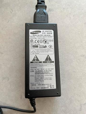 AC. Adapter Samsung beschikbaar voor biedingen