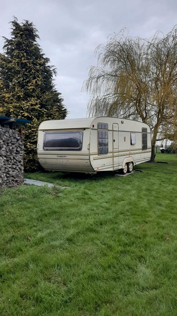 Tabbert Baronesse 620 caravan - gerenoveerd en geïsoleerd, Caravans en Kamperen, Caravans, Particulier, tot en met 3, 1500 - 2000 kg