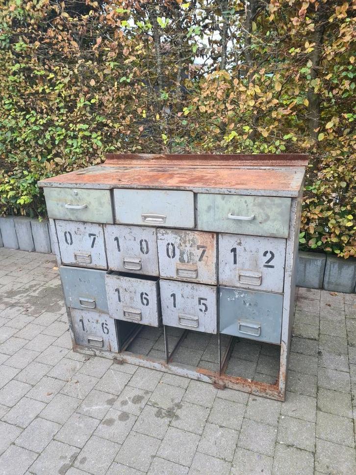 Stoere industriële ladenkast, opmaakprojectje, Huis en Inrichting, Kasten | Ladekasten, Gebruikt, 100 tot 150 cm, 100 tot 150 cm