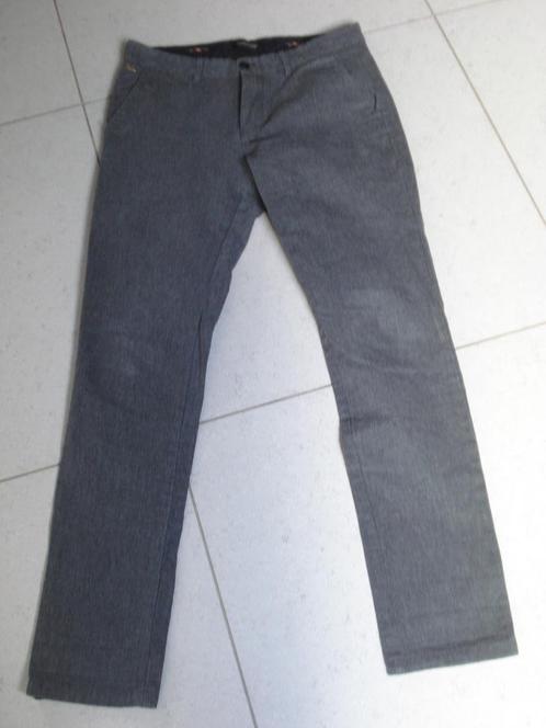 Scotch & Soda grijze broek, heren/jongens. mt 28, Kleding | Heren, Broeken en Pantalons, Gedragen, Grijs, Ophalen of Verzenden