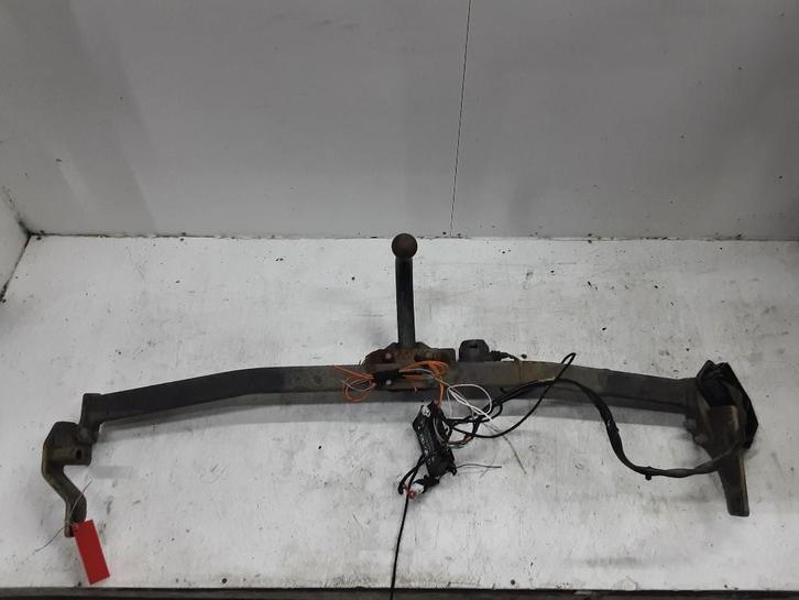 TREKHAAK Hyundai i20 (GBB) (01-2014/08-2020) (55RQ11201), Auto-onderdelen, Ophanging en Onderstel, Hyundai, Gebruikt