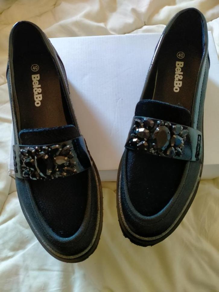 Nieuwe zwarte damesmocassins;sierspeld,fluweel,zilveren rand, Kleding | Dames, Schoenen, Nieuw, Instappers, Zwart, Ophalen of Verzenden