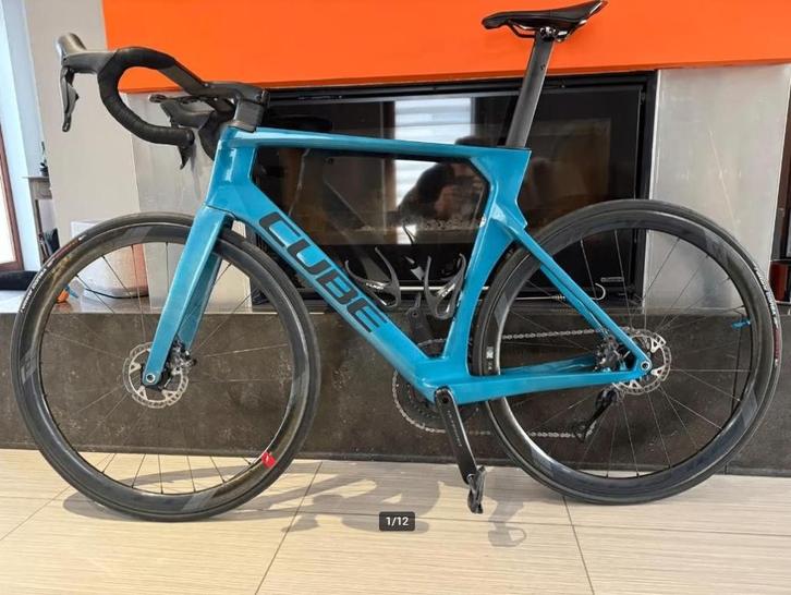 CUBE taille 58 comme neuf, Vélos & Vélomoteurs, Vélos | Hommes | Vélos de sport & Vélo de randonnée, Comme neuf, Autres marques