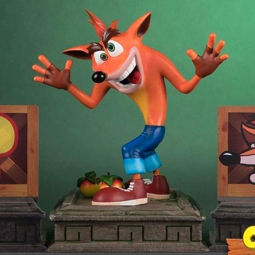 CRASH BANDICOOT F4F, Collections, Statues & Figurines, Comme neuf, Enlèvement