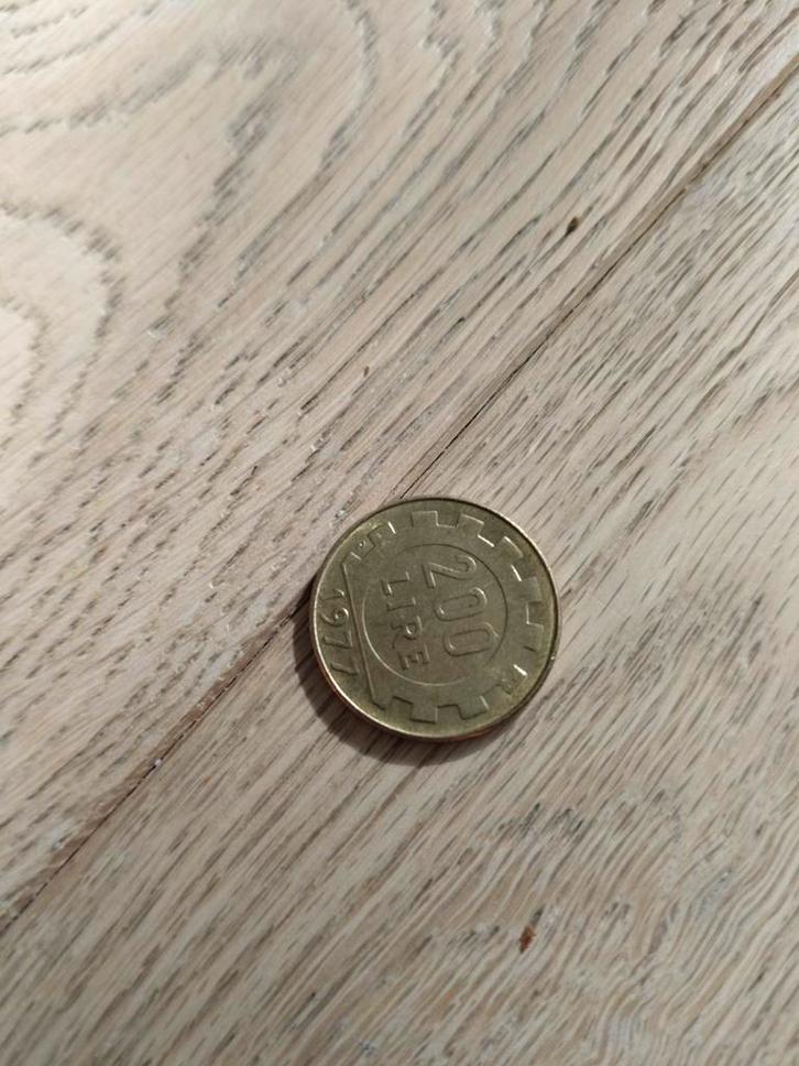 Italië 200 liras 1977, Postzegels en Munten, Munten | Europa | Euromunten, Italië, Ophalen