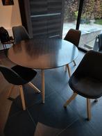 Keukentafel met 4 stoelen, Ophalen