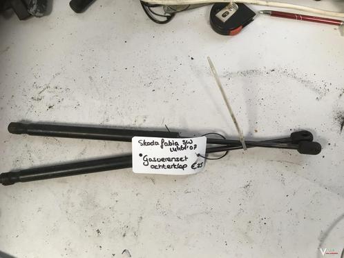 Skoda Fabia SW 2007 Gasveren set achterklep, Auto-onderdelen, Carrosserie, Gebruikt, Ophalen of Verzenden