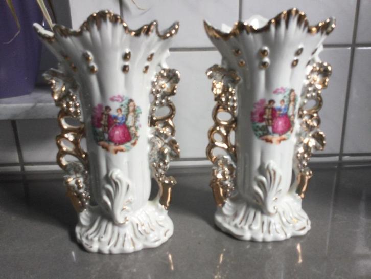 Vintage Japanse porseleinen vazen – romantisch tafereel, Antiek en Kunst, Antiek | Vazen, Ophalen