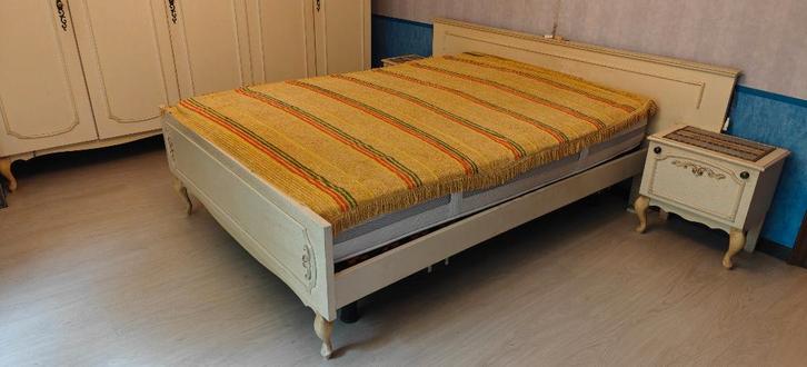 Romantische slaapkamer in gebroken marmer-look, Maison & Meubles, Chambre à coucher | Chambres à coucher complètes, Enlèvement