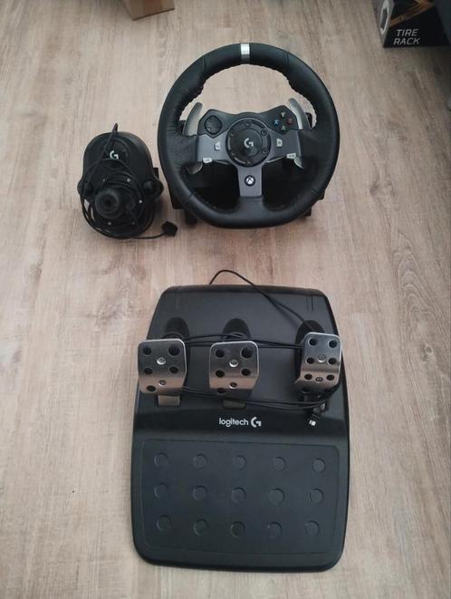 Logitech g920 stuur met pedalen en schakelpook, Consoles de jeu & Jeux vidéo, Consoles de jeu | Xbox | Accessoires, Enlèvement ou Envoi