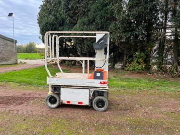 Masthoogwerker JLG 1230 ES 2014 (4 stuks beschikbaar) beschikbaar voor biedingen