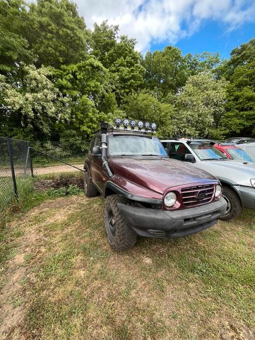 Ssangyong korando 1998, Auto's, SsangYong, Particulier, Korando, Diesel, Handgeschakeld, Rood, Vierwielaandrijving, Ophalen