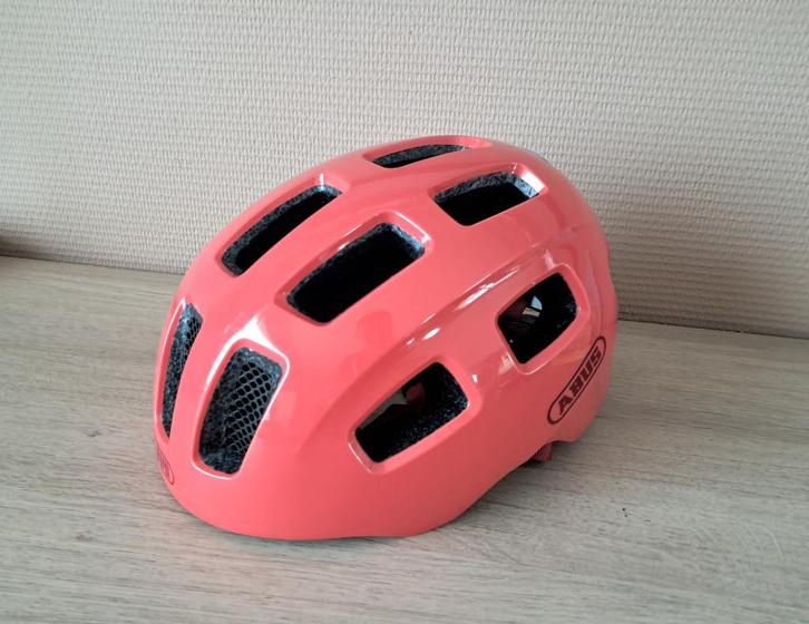 Kinder helm Abus Youn-i 2.0, Fietsen en Brommers, Fietsaccessoires | Fietshelmen, Gebruikt, Jongen of Meisje, Ophalen of Verzenden