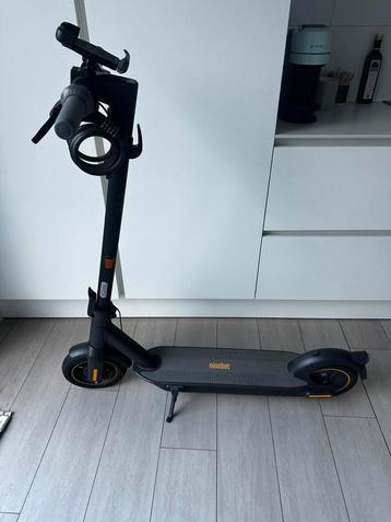 Segway ninebot max g30 beschikbaar voor biedingen