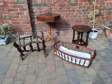 Vintage houten plantentafel bijzettafel antieke wieg  beschikbaar voor biedingen