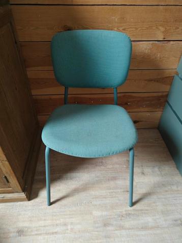 4 Ikea eetkamer stoelen beschikbaar voor biedingen