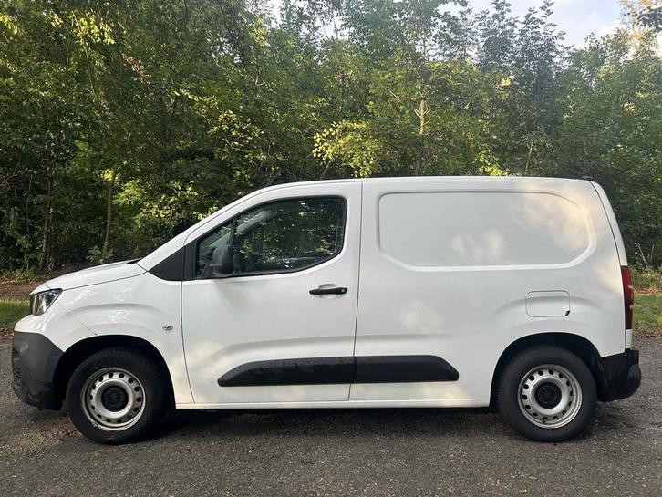 PEUGEOT PARTNER 1.5 BLUEHDI 75CHV UTILITAIRE, Auto's, Peugeot, Particulier, Te koop, Partner, Airbags, Bluetooth, Boordcomputer