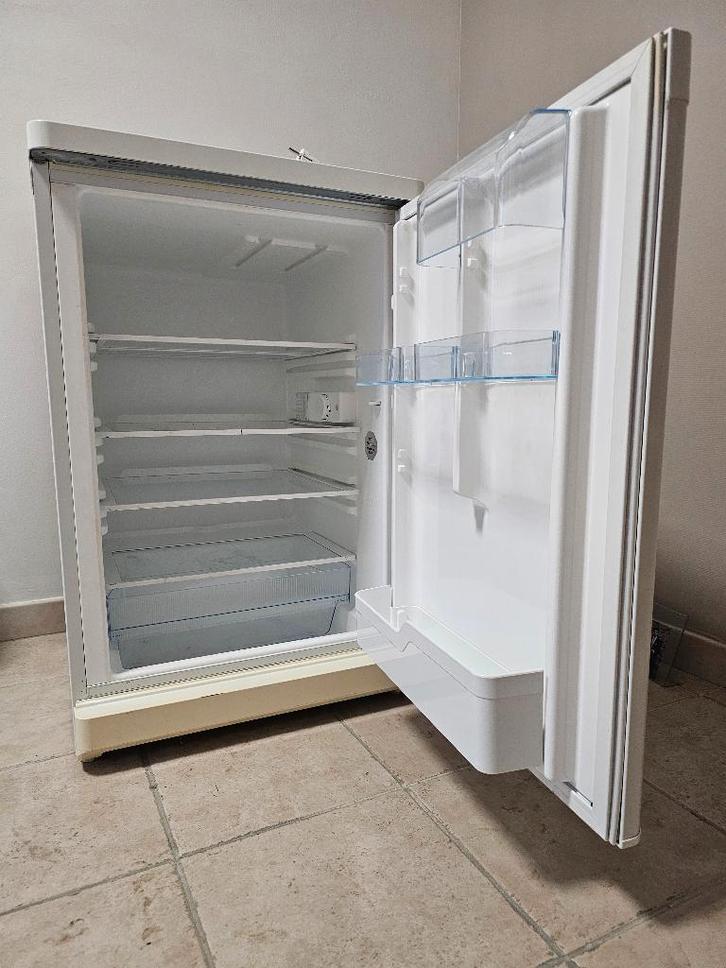 Frigo Bosch 142 Litres - état impeccable, Elektronische apparatuur, Koelkasten en IJskasten, Gebruikt, Zonder vriesvak, 100 tot 150 liter