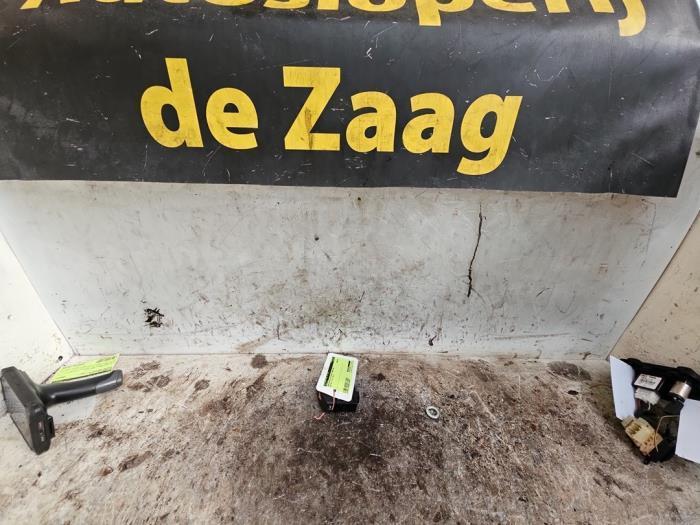 Paniekverlichtings Schakelaar van een Kia Rio, Auto-onderdelen, Dashboard en Schakelaars, Kia, Gebruikt, 3 maanden garantie, Ophalen of Verzenden